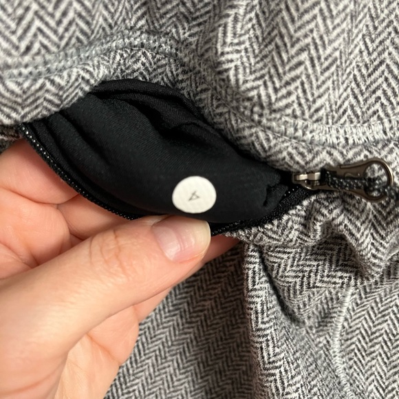 Lululemon gray and black herringbone half zip 4 - Picture 8 of 12